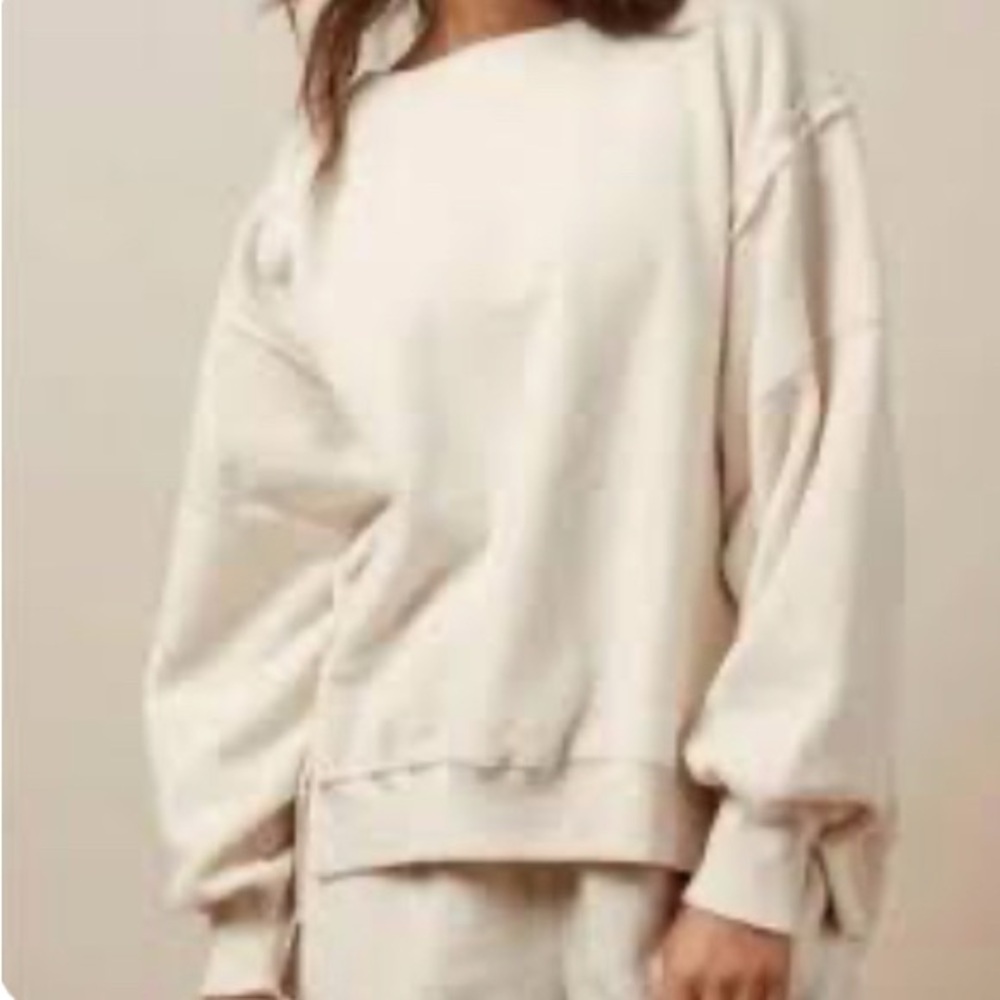 American Eagle Outfitters Cream Fleece Pullover